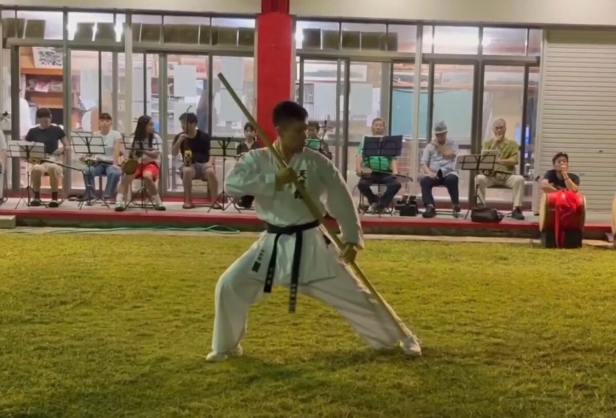 趙雲之棍
仲宗根　朋成